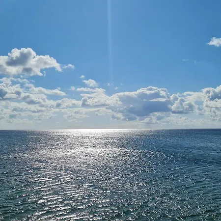 5 Person In Vaeggerlose-by Traum * Bøtø By